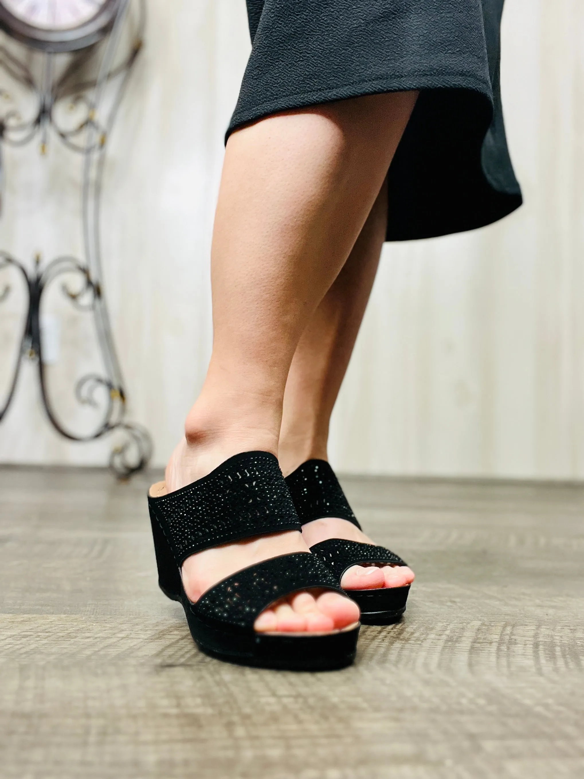 Atalina Platform Wedge-Black